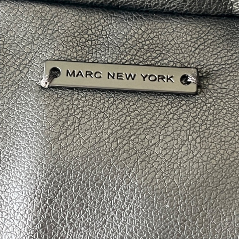 Marc New York Andrew Marc black Faux Leather Puffer Vest size Small - Picture 12 of 15